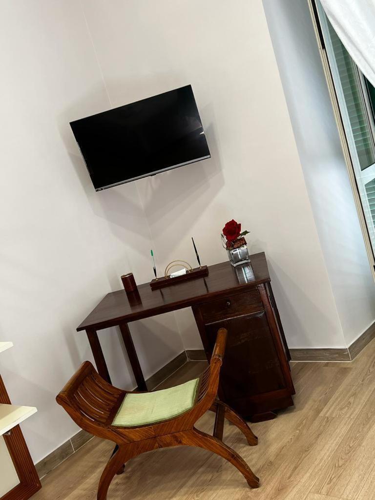 Ferienwohnung A Casa E Mamma' Neapel Exterior foto